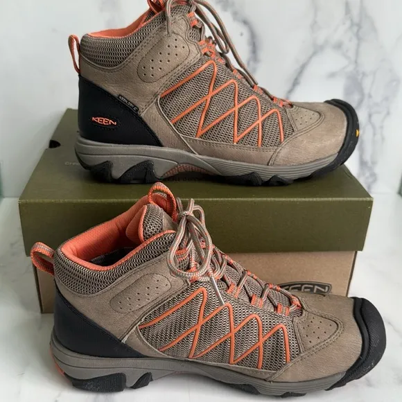 Keen Verdi II Mid Waterproof Lace Up Hiking Boots Size 9 NIB