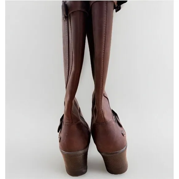 Keen Women’s Brown Mid-Calf Wedge Boots – Zip Up (Size 6.5 US) Fall Winter