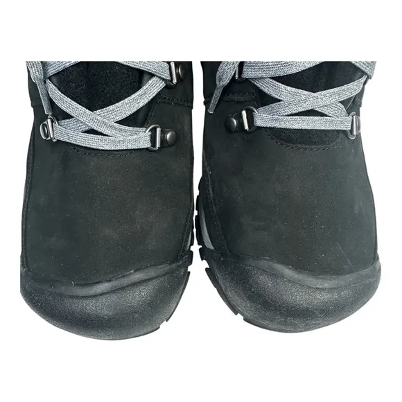 Keen Women's Kaci III Winter Waterproof Boot. Sz: 8.5