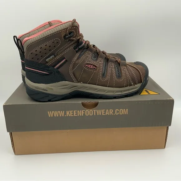 Keen Women’s Utility Hiking  Soft Toe Work Boots. Women Size 8W. Brown (NWB).