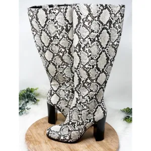 Kenneth Cole Justin Snake Skin Knee High Boots white and black size 6