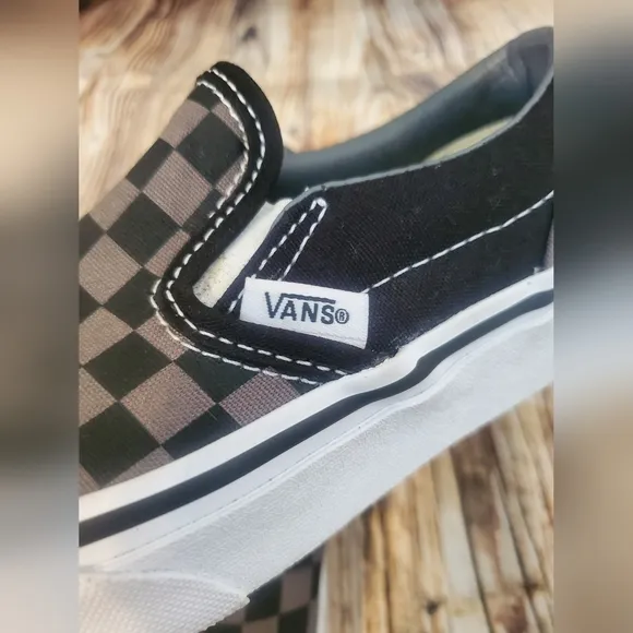 KIDS' VANS ASHER SLIP-ON SKATE SHOES