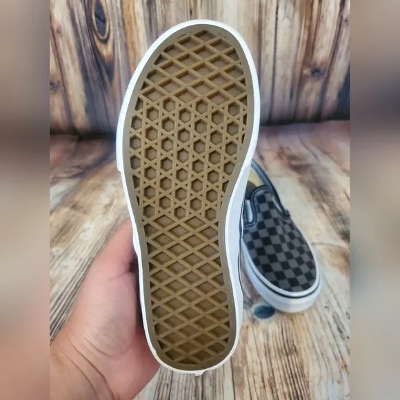 KIDS' VANS ASHER SLIP-ON SKATE SHOES