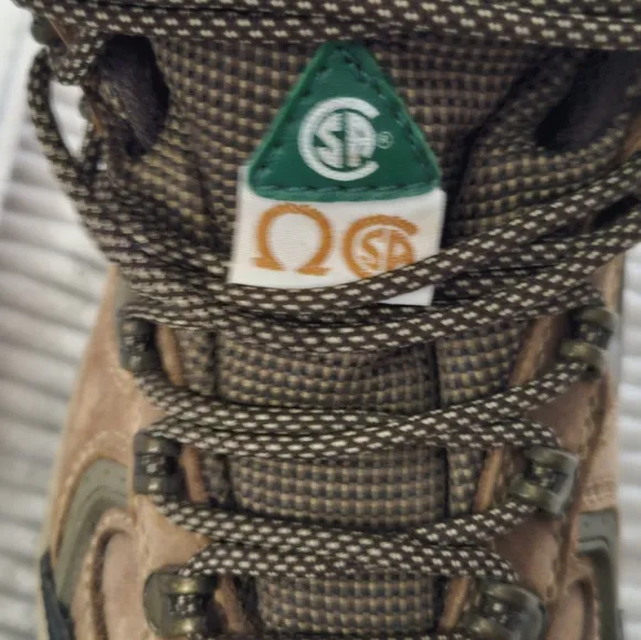 Kodiak Brown and Black Hiking Boots Size 9.5