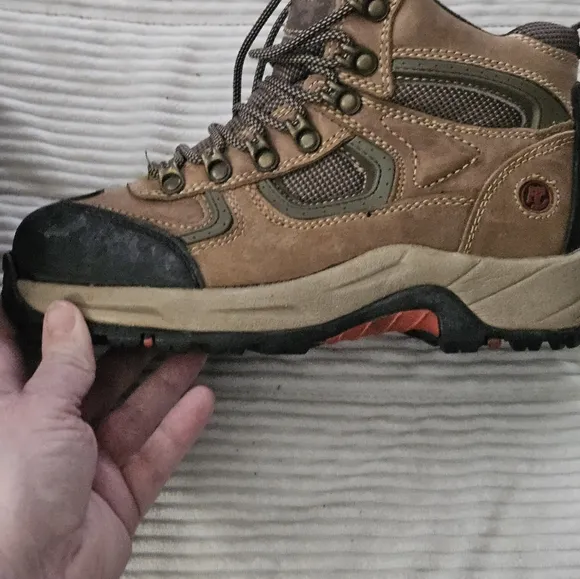 Kodiak Brown and Black Hiking Boots Size 9.5