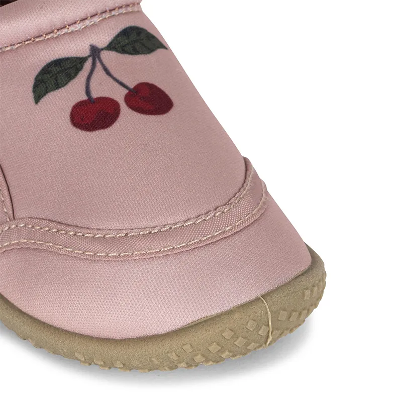 Konges Sløjd UV bathing shoes Cherry