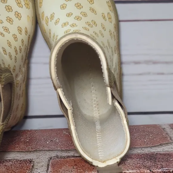 Konges Slojd Danish Welly Rubber Boots Buttercup Yellow Ditsy Flower Daisy 5/5.5