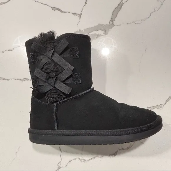 Koolaburra by UGG | Black Victoria Short Boot Toddler Girls Leather Faux Fur 2