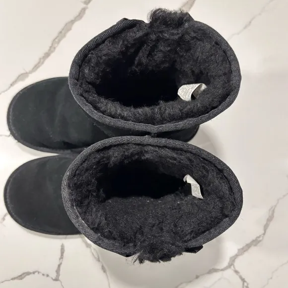 Koolaburra by UGG | Black Victoria Short Boot Toddler Girls Leather Faux Fur 2