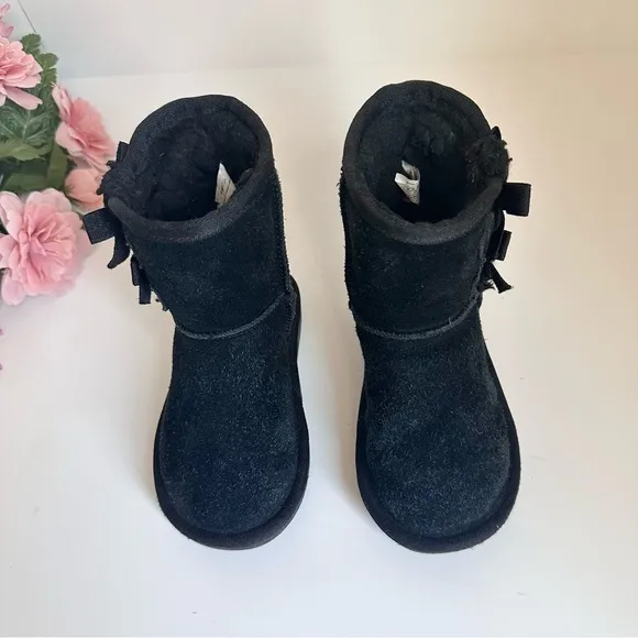 Koolaburra by UGG Victoria Black Suede Leather Side Bow Toddler Girl Short Boots