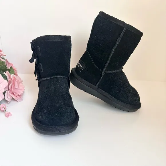 Koolaburra by UGG Victoria Black Suede Leather Side Bow Toddler Girl Short Boots