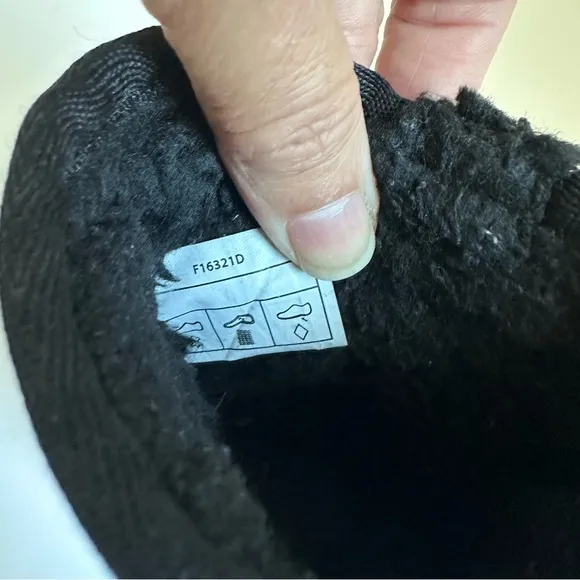 Koolaburra by UGG Victoria Black Suede Leather Side Bow Toddler Girl Short Boots