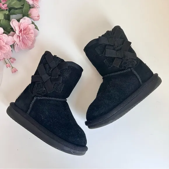 Koolaburra by UGG Victoria Black Suede Leather Side Bow Toddler Girl Short Boots