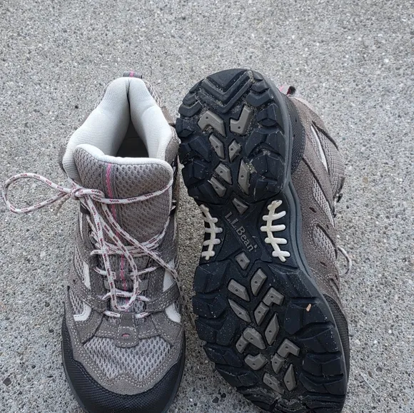 L L Bean Women's Hiking Boots Size 8.5