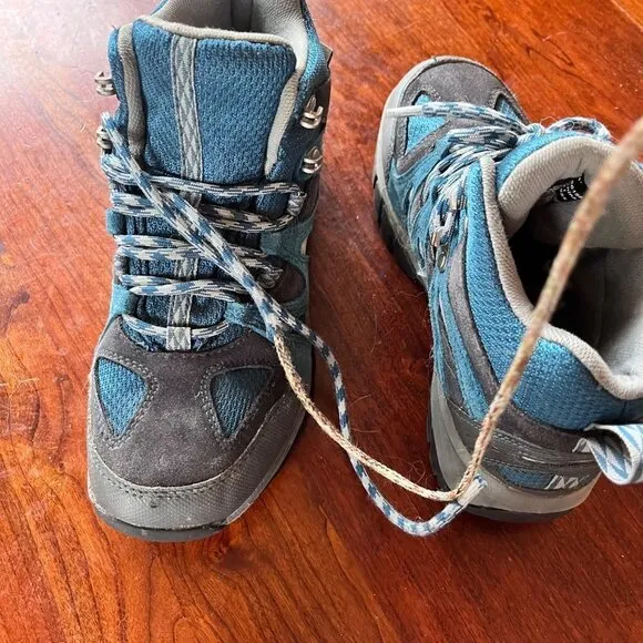 L. L. Bean Youth Hiking Boots- Size 6
