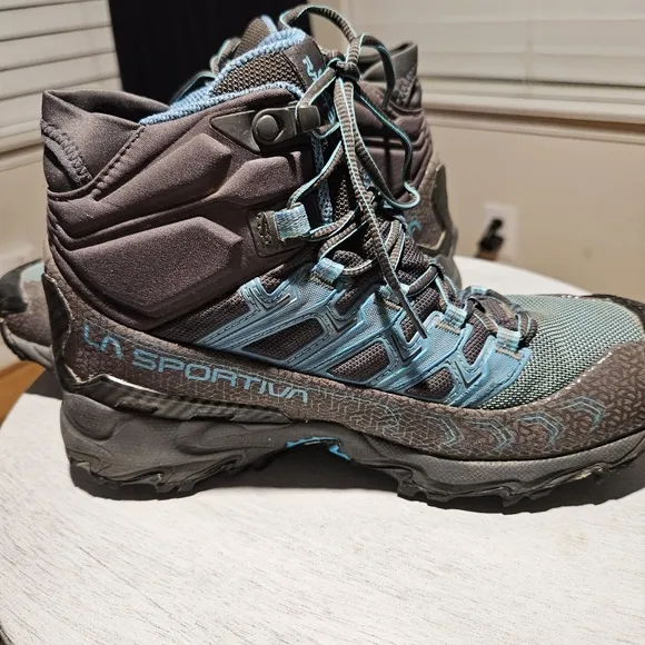 LA Sportiva Hiking Boots