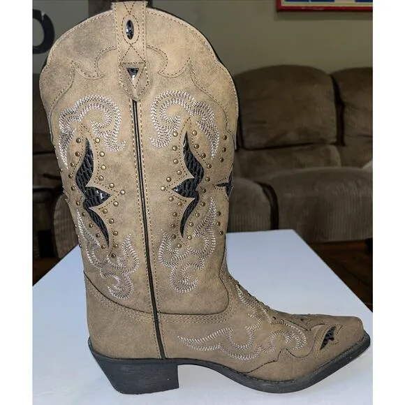 Laredo 55964‎ Lucretia Studded Western Snip Toe Women’s Boots Size 8.5M
