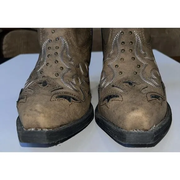 Laredo 55964‎ Lucretia Studded Western Snip Toe Women’s Boots Size 8.5M