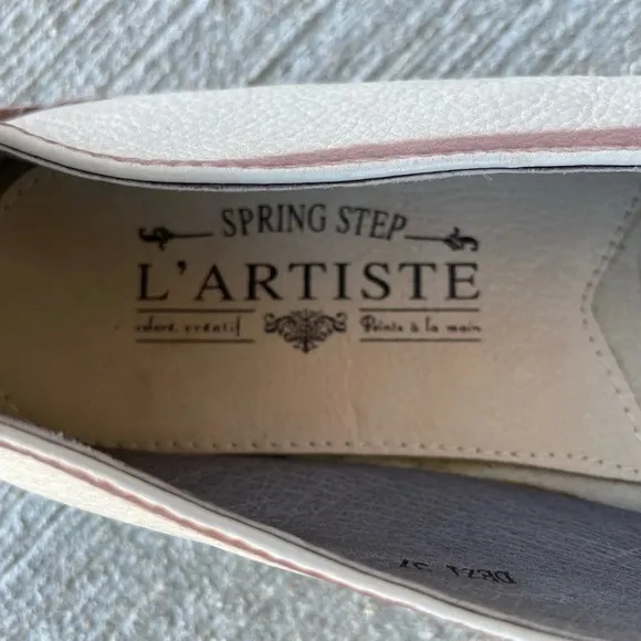 L'Artiste by Spring Step Dezi Slip-On Shoe Loafer Natural Color Women’s Size 37