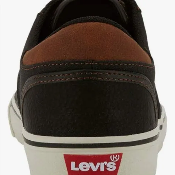 Levi slip on Ethan Perf canvas shoes EUC size 10.5