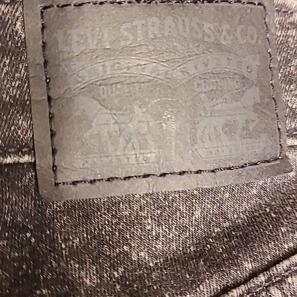 Levi's 711 Size 20W Petite Black Acid Wash Mid-Rise Skinny Jeans Grunge Goth