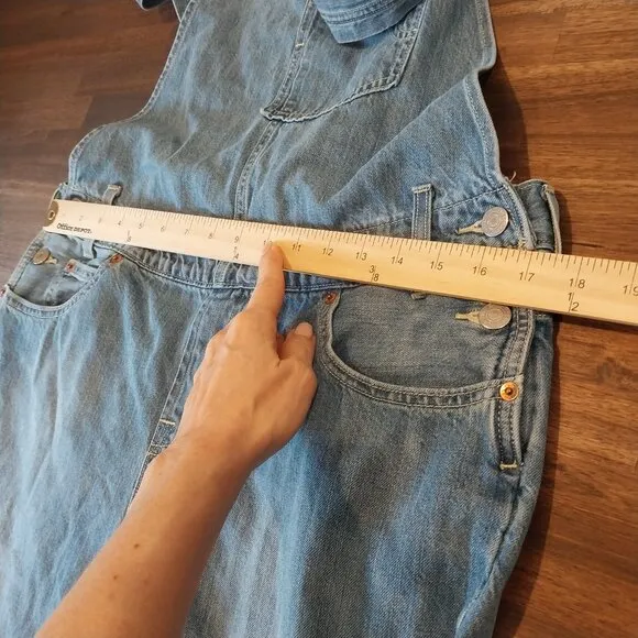 Levis Denim Jean Overall Pants Womens Medium 6 Blue Pockets Medium Rinse L 26.