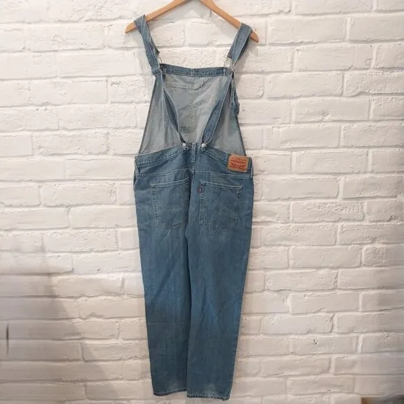 Levis Denim Jean Overall Pants Womens Medium 6 Blue Pockets Medium Rinse L 26.
