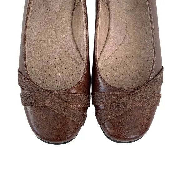 Life Stride Brown Ballet Shoes