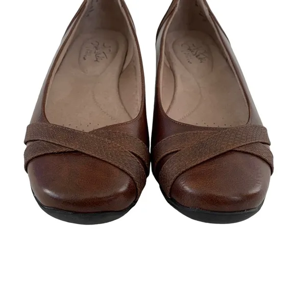 Life Stride Brown Ballet Shoes