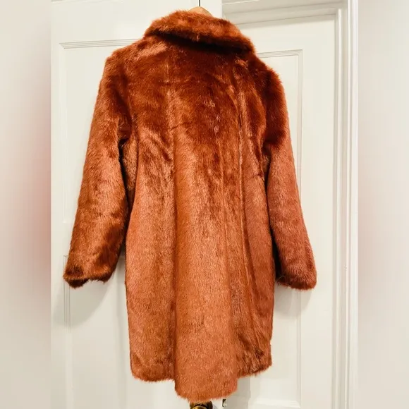 Like New Frame faux fur coat in color Spice, sz M. Revolve orig price $490 