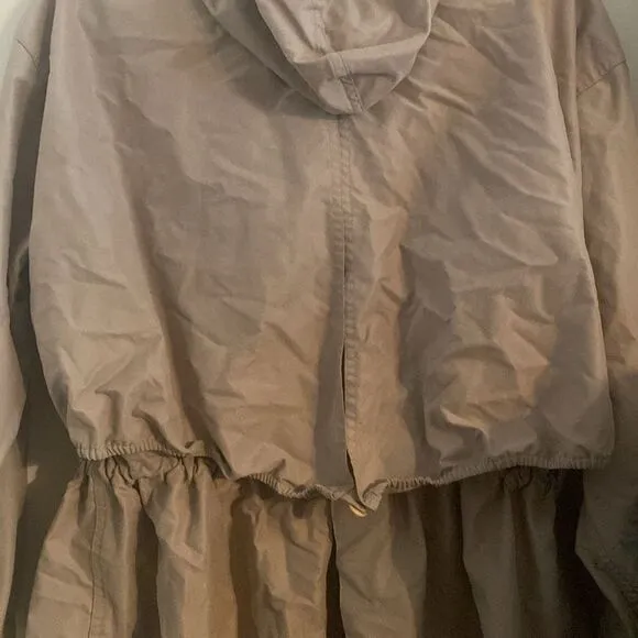Like New Nordstrom Womens Lightweight Hooded Tan Beige Knee-Length Trench Coat