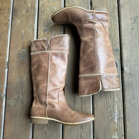 Like New Timberland Brown Leather Knee High Snow Boots 25669M in Women's US 8.5