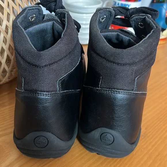 Like New! Wills Vegan Leather Black Walking Boots Size 38 / W 7 / M 5.5 Macboot