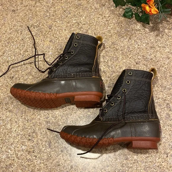 L.L. Bean Boots 8” Bison Leather Rubber Dk Brown Red 6M 274563