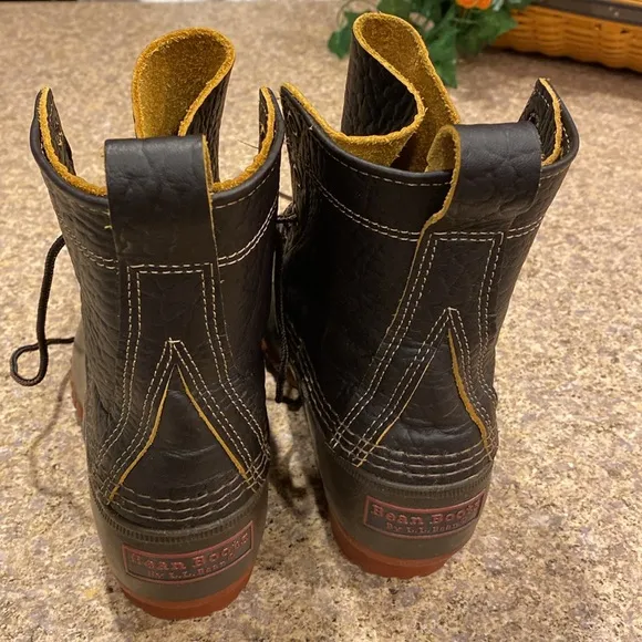 L.L. Bean Boots 8” Bison Leather Rubber Dk Brown Red 6M 274563
