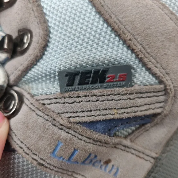 L.l bean Boys sz 5 hiking boots