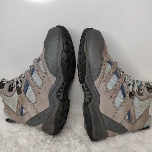 L.l bean Boys sz 5 hiking boots