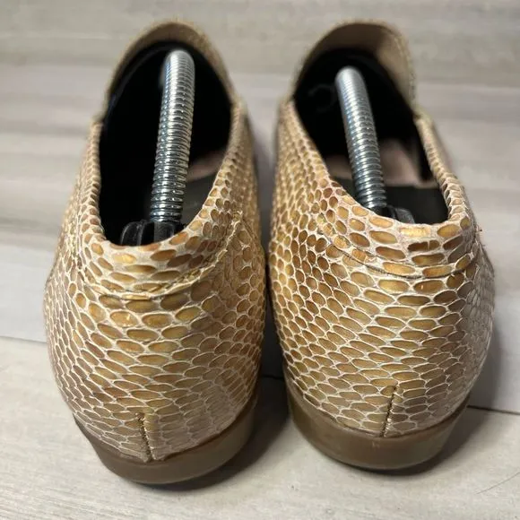 Luftpolster  Classic Loafers Slip on white snakeskin print  shiny Sz 9