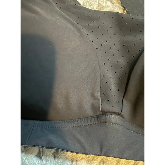 Lululemon bra black size 32DD lot of 2