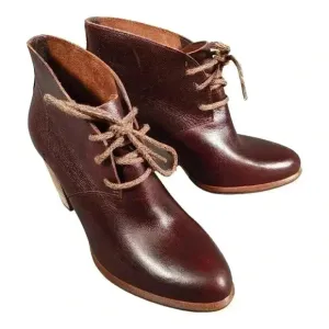 Mackie Booties by UGG - Womens Stylish Winter Boots - Comfortable Fashion 37/US6