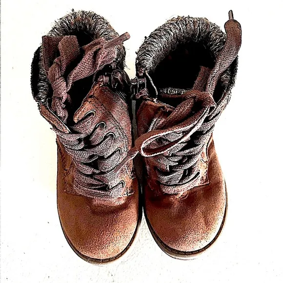 Madden Girl Cognac Hiking Boots, Toddler Size 8.