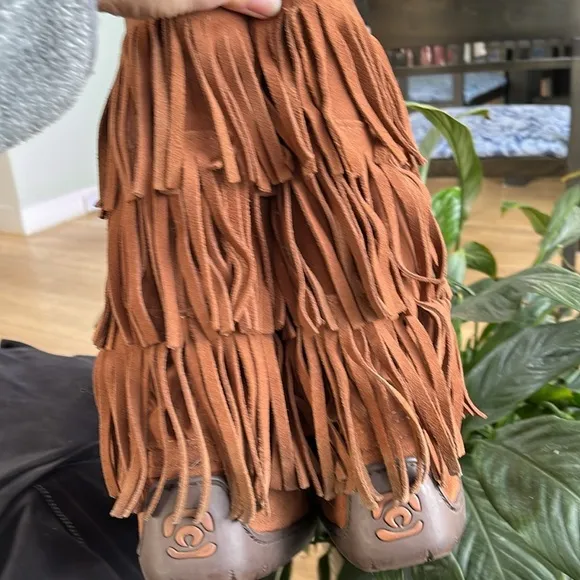 Manitobah Buffalo Dancer Chestnut Suede Fringe Boots WARM Shearling Lined🥶❄️
