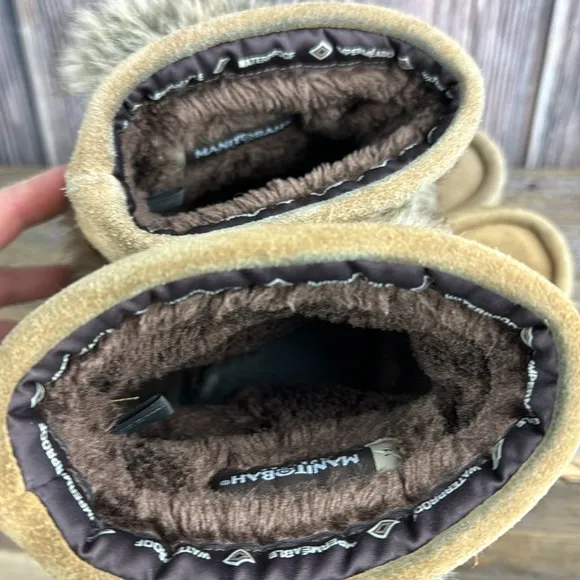 Manitobah Mukluks Waterproof Suede Boots- Size 1