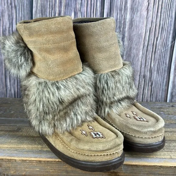 Manitobah Mukluks Waterproof Suede Boots- Size 1