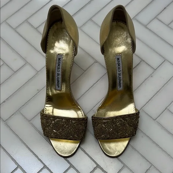 MANOLO BLAHNIK Gold Women's Heels