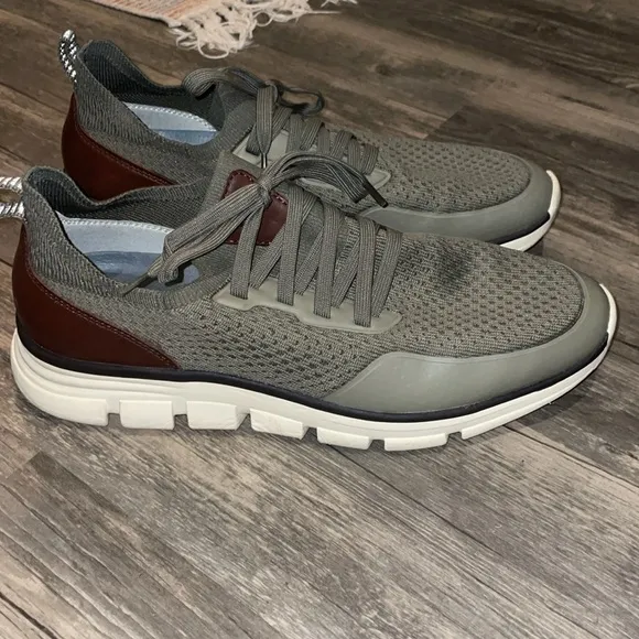 Man's Sneakers &amp; Athletic Shoes Johnston &amp; Murphy Amherst Lug Sport size 9