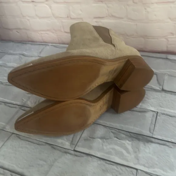 Mark Fisher Yale pointy toe Chelsea leather ankle booties size 8.5