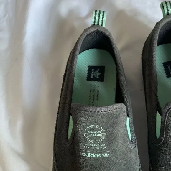 MATCHCOURT slip-On shoe