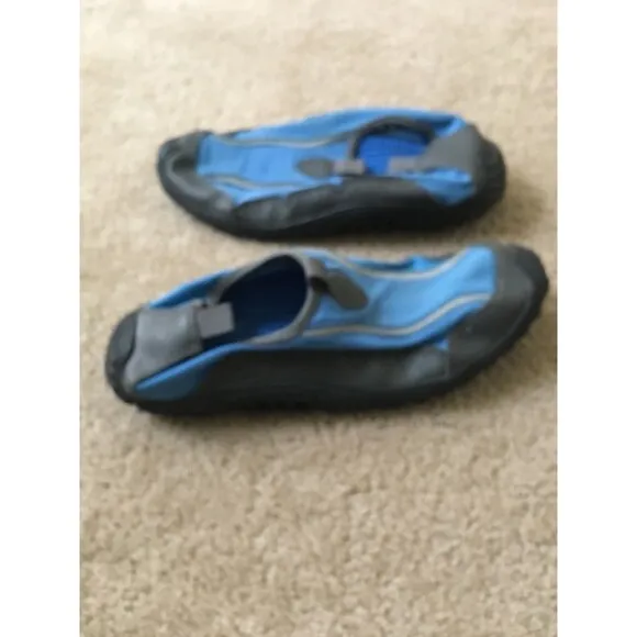 Men's Blue &amp; Gray Water Shoes Beach Swim Size 9
