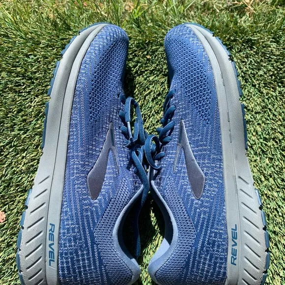 Men’s Brooks Revel 3 Running Shoes sz 11.5